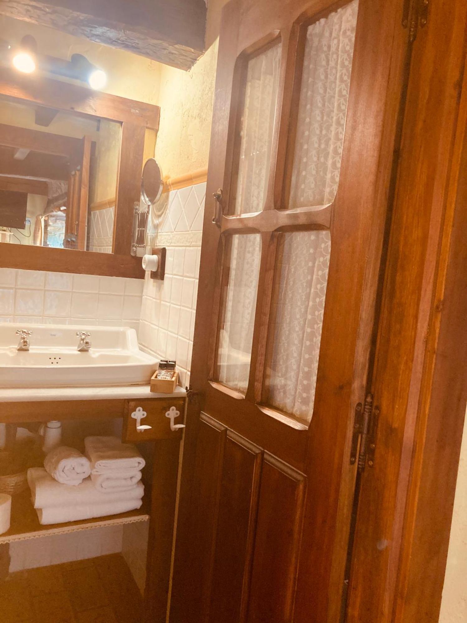 Posada la Trebede Perrozo Exterior foto
